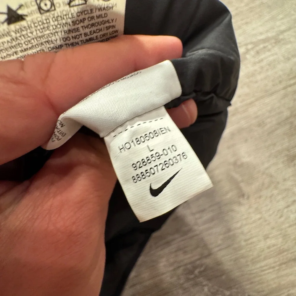 Nike Vest Mens Large Black Performance Down Fill Windrunner Puffer 928859-010